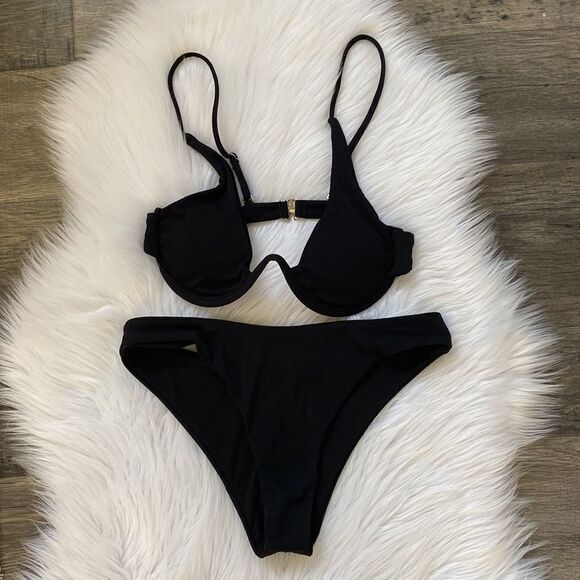 Zaful Other - WOMENS SWIMSUIT SIZE 8/MEDIUM